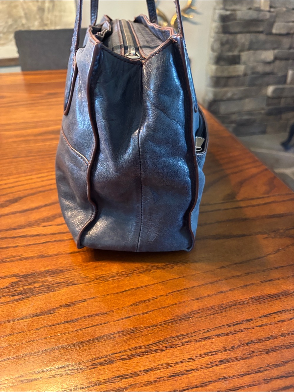 HOBO Friar Bag Vintage Women's Navy Leather Shoulder Bag in Dark Brown - Picture 2 of 16